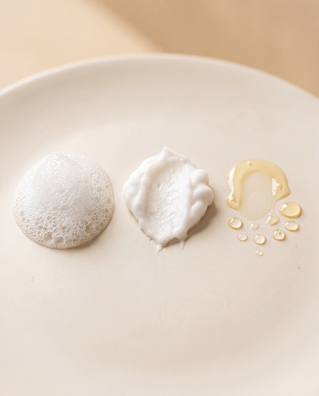 Espuma, crema ligera y aceite: las tres texturas del Ritual Voluminizador