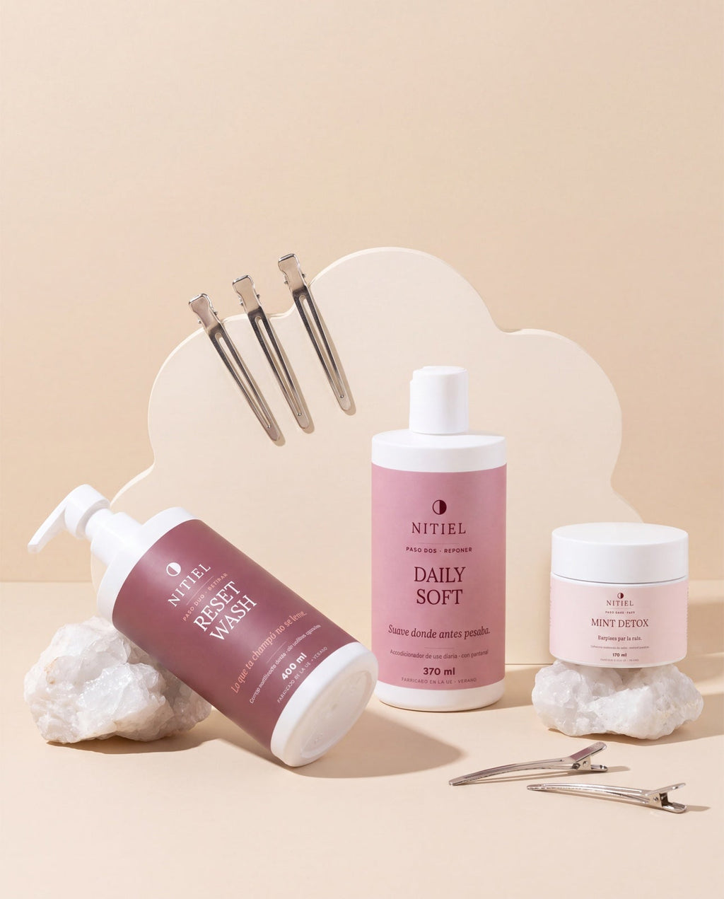 Ritual Purificante Nitiel con pinzas y piedras de cuarzo, detalle